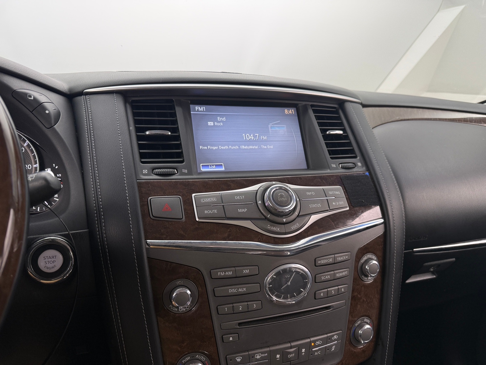 Thumbnail: 2016 INFINITI QX80 - 3