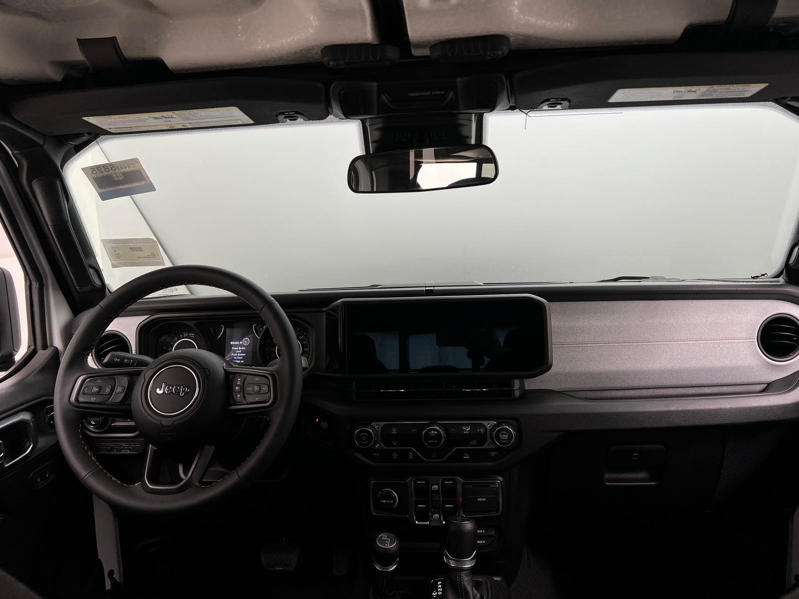 Thumbnail: 2024 Jeep Gladiator - 3