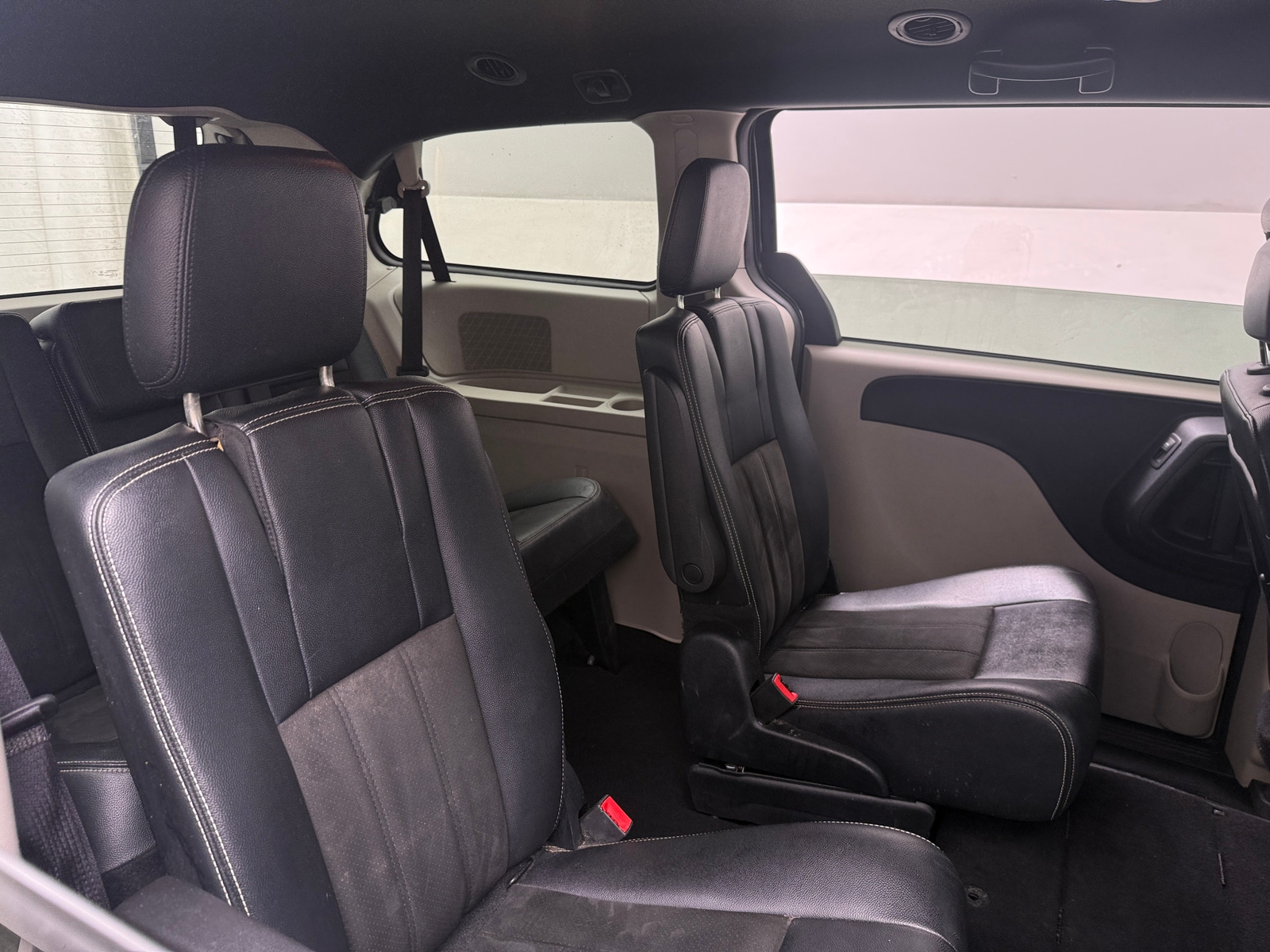 Thumbnail: 2019 Dodge Grand Caravan - 5