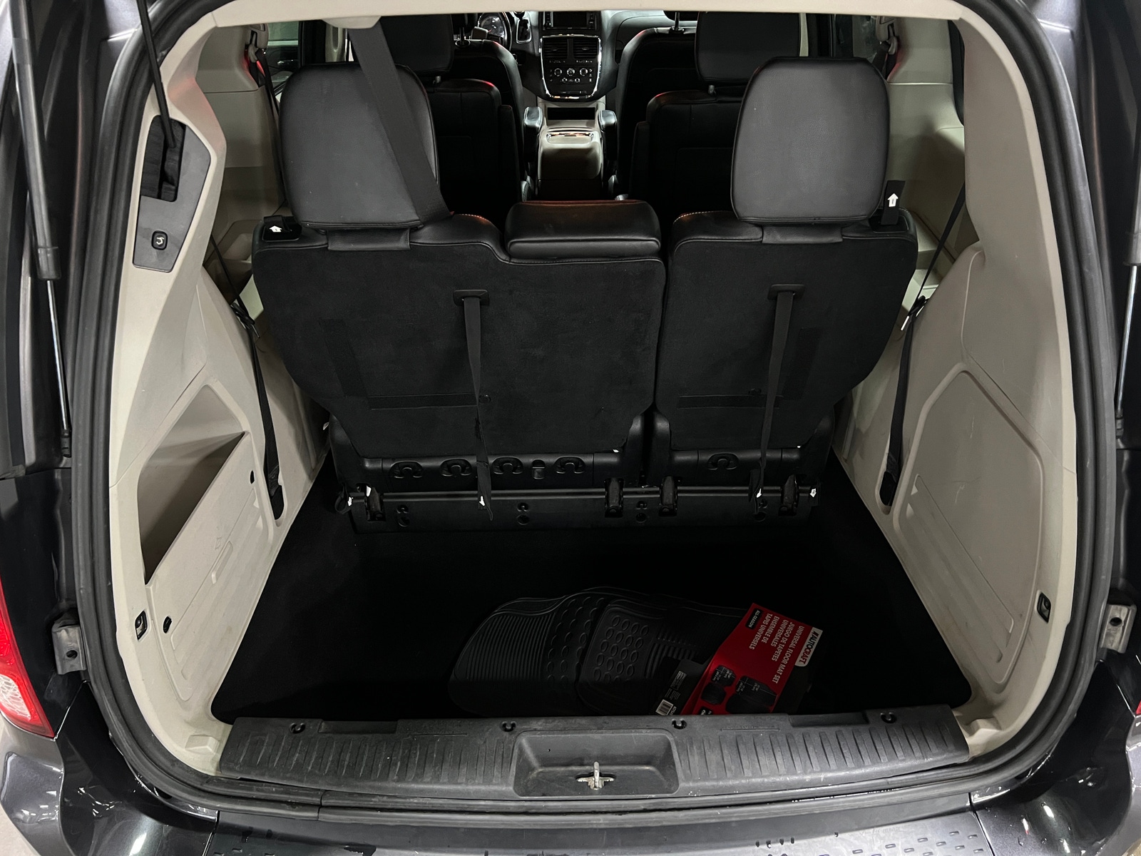 Thumbnail: 2019 Dodge Grand Caravan - 6