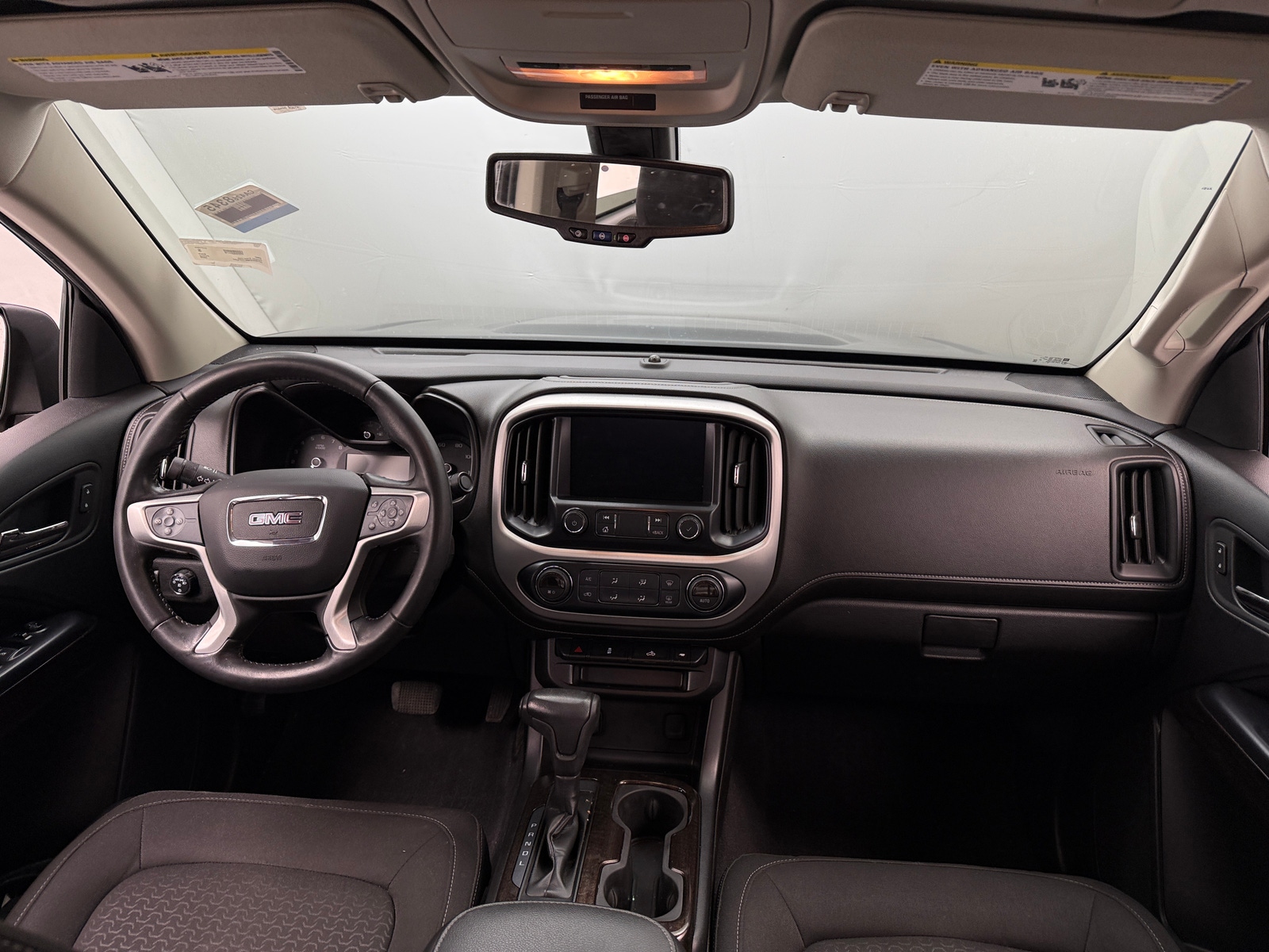 Thumbnail: 2020 GMC Canyon - 3