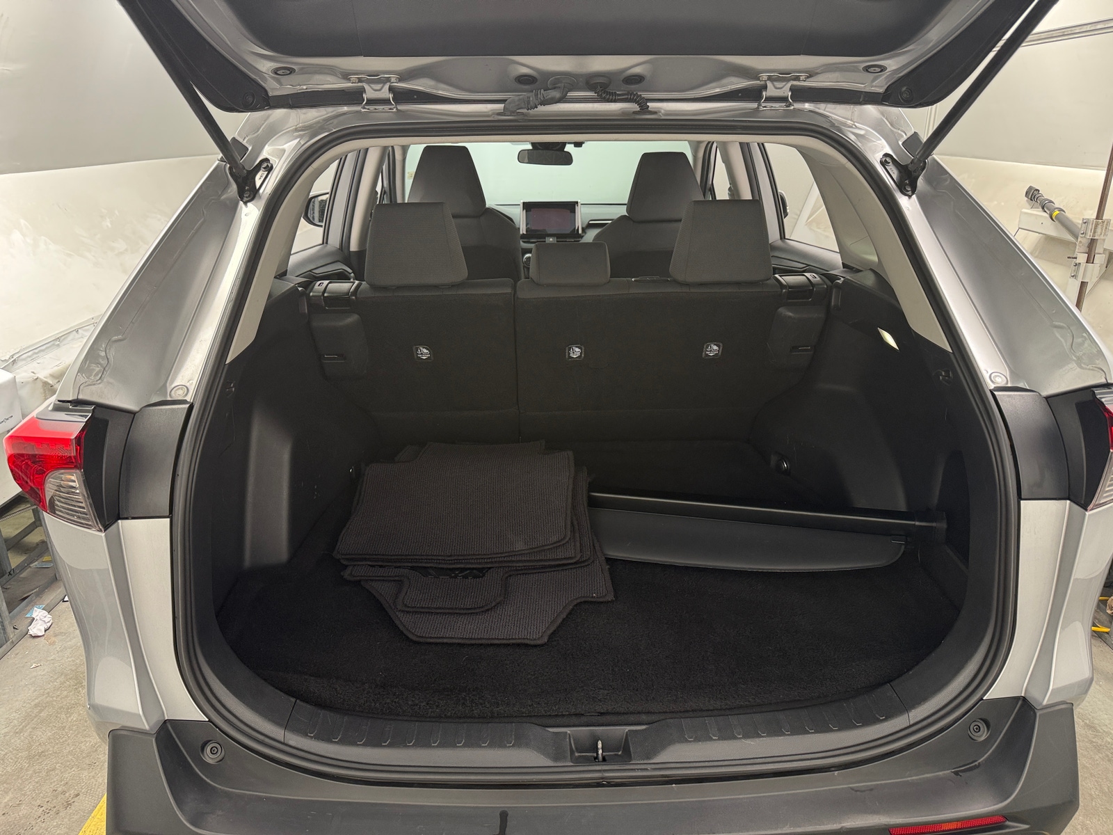 Thumbnail: 2024 Toyota RAV4 - 7