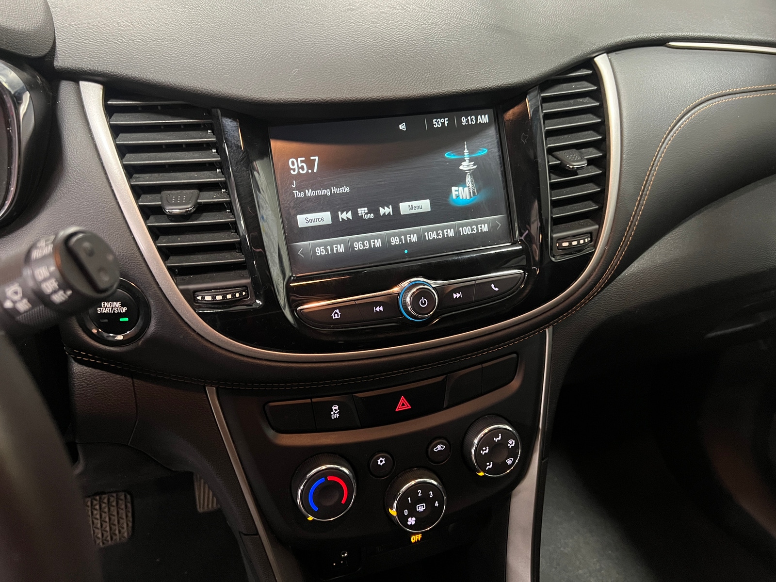 Thumbnail: 2017 Chevrolet Trax - 4