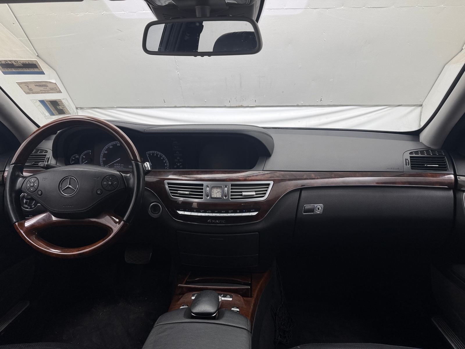 Thumbnail: 2011 Mercedes-Benz S-Class - 2