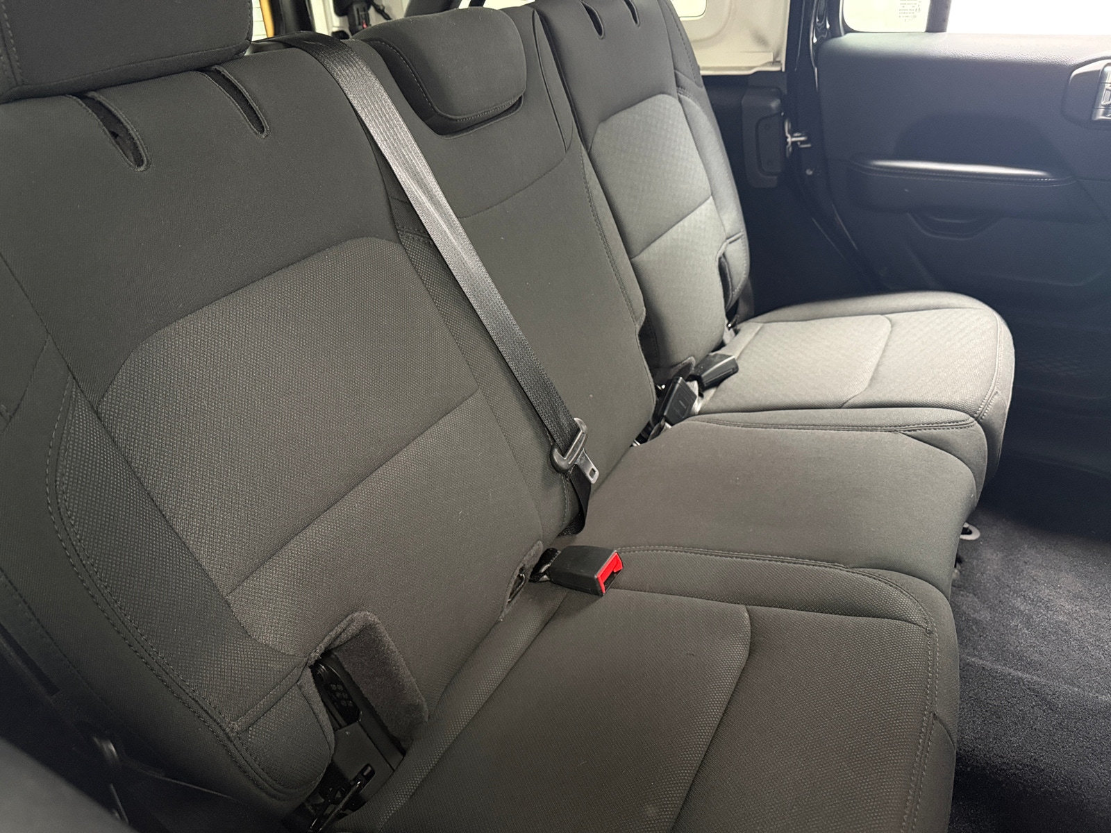 Thumbnail: 2022 Jeep Wrangler - 6