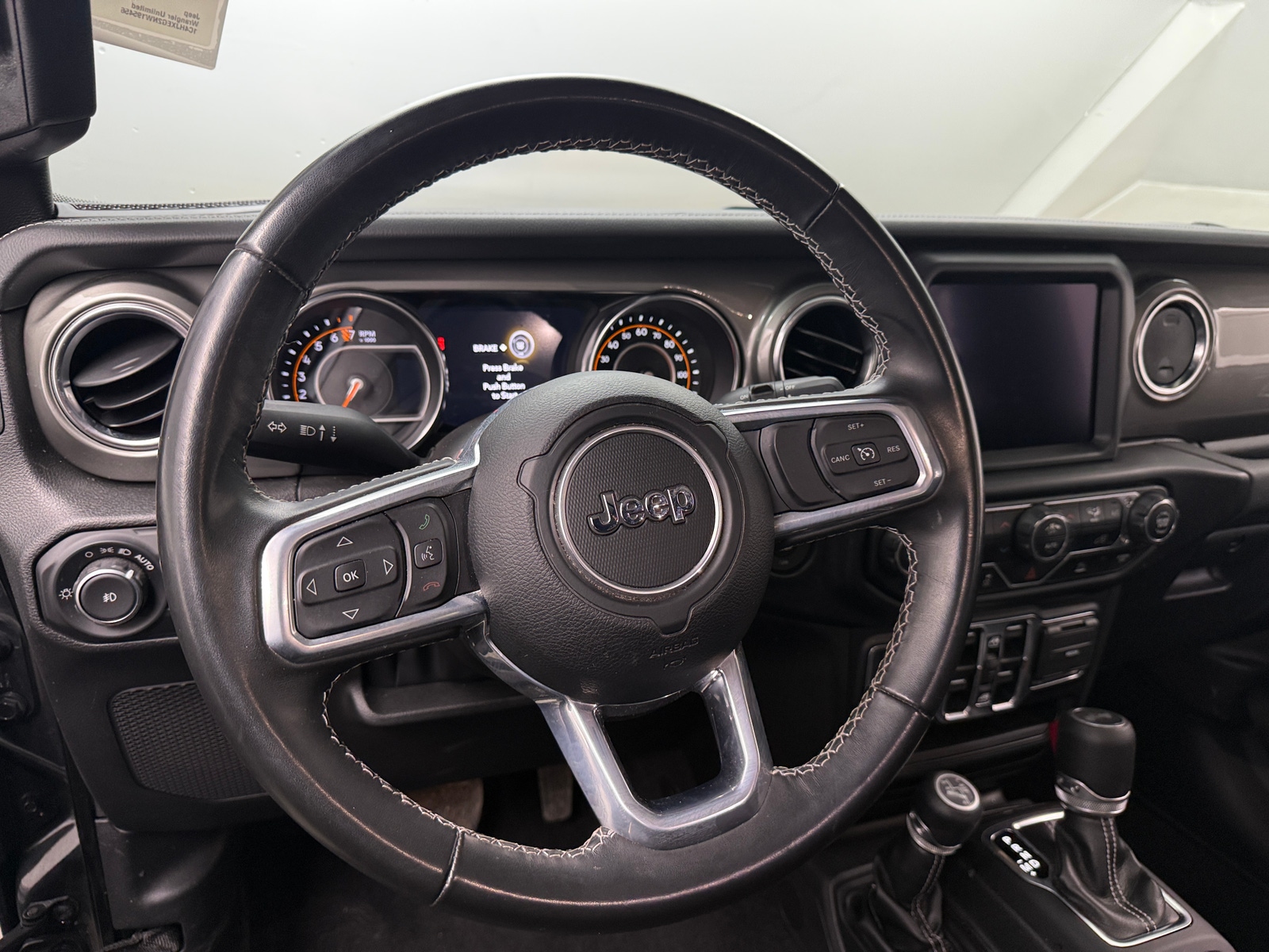 Thumbnail: 2022 Jeep Wrangler - 5