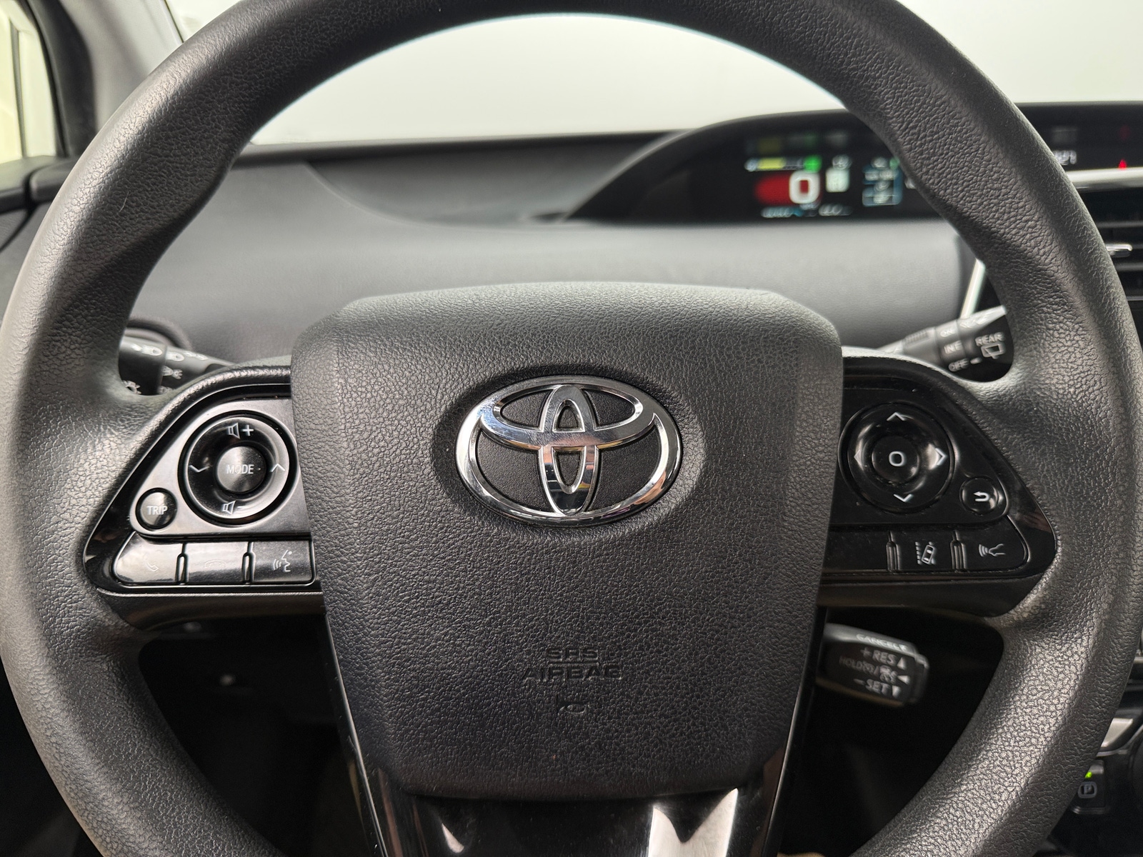 Thumbnail: 2022 Toyota Prius - 5