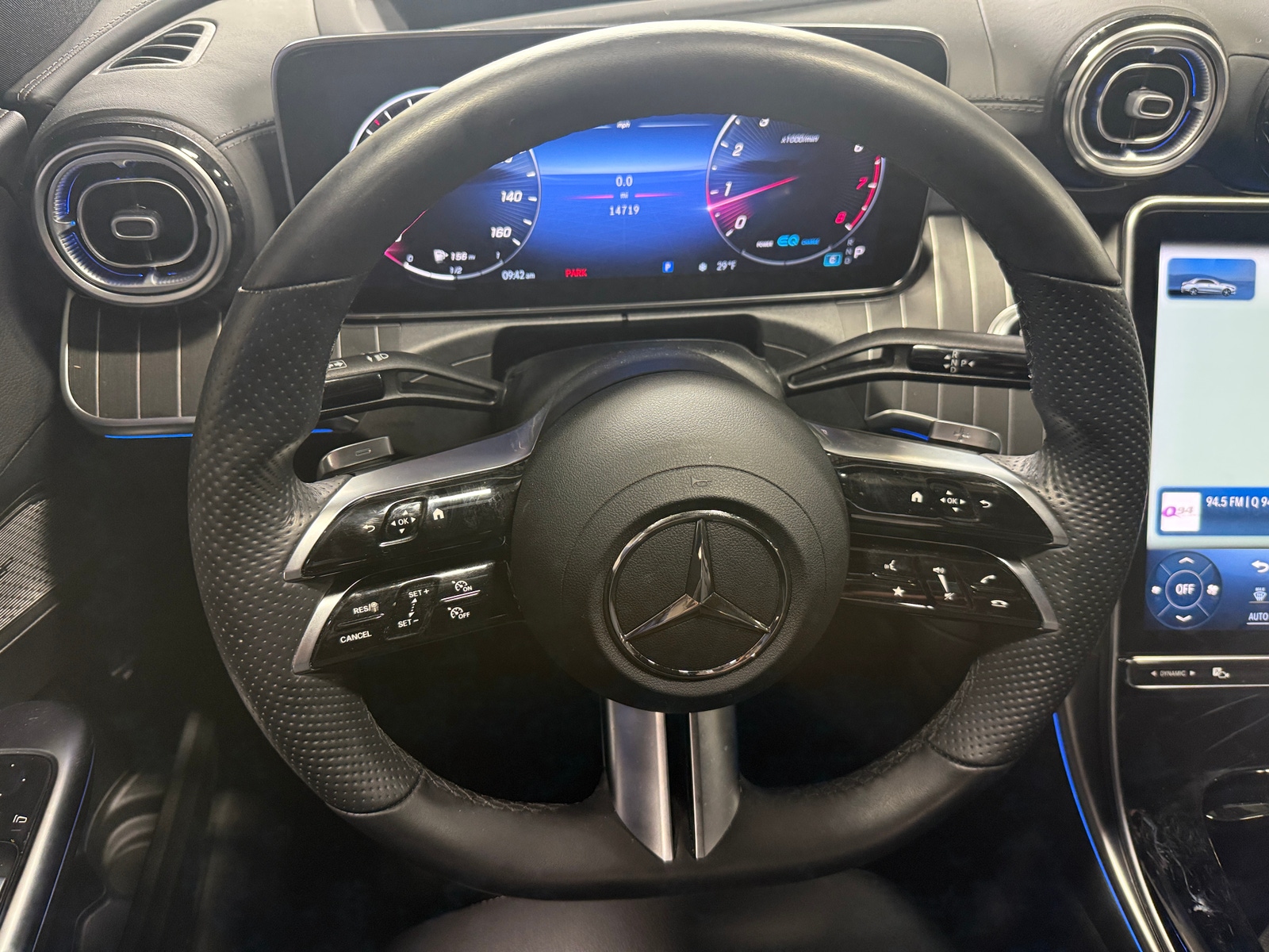 Thumbnail: 2022 Mercedes-Benz C-Class - 4