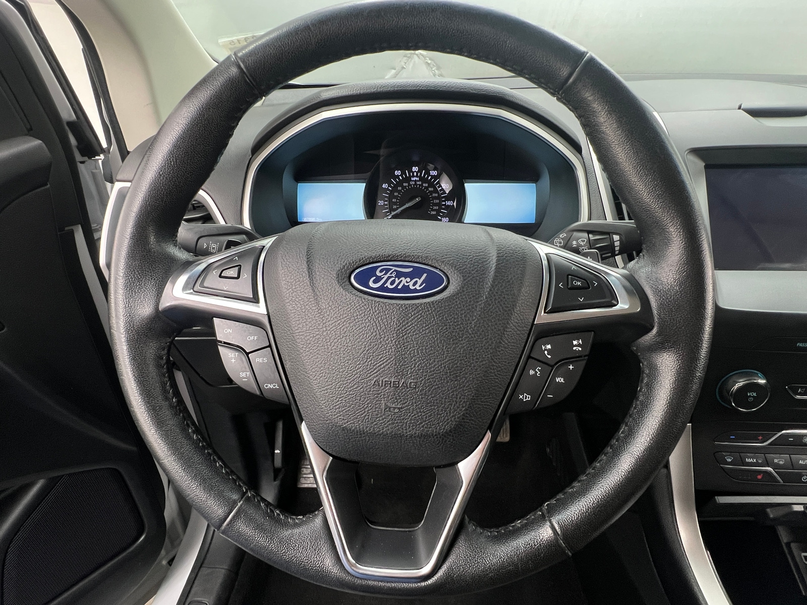 Thumbnail: 2019 Ford Edge - 5