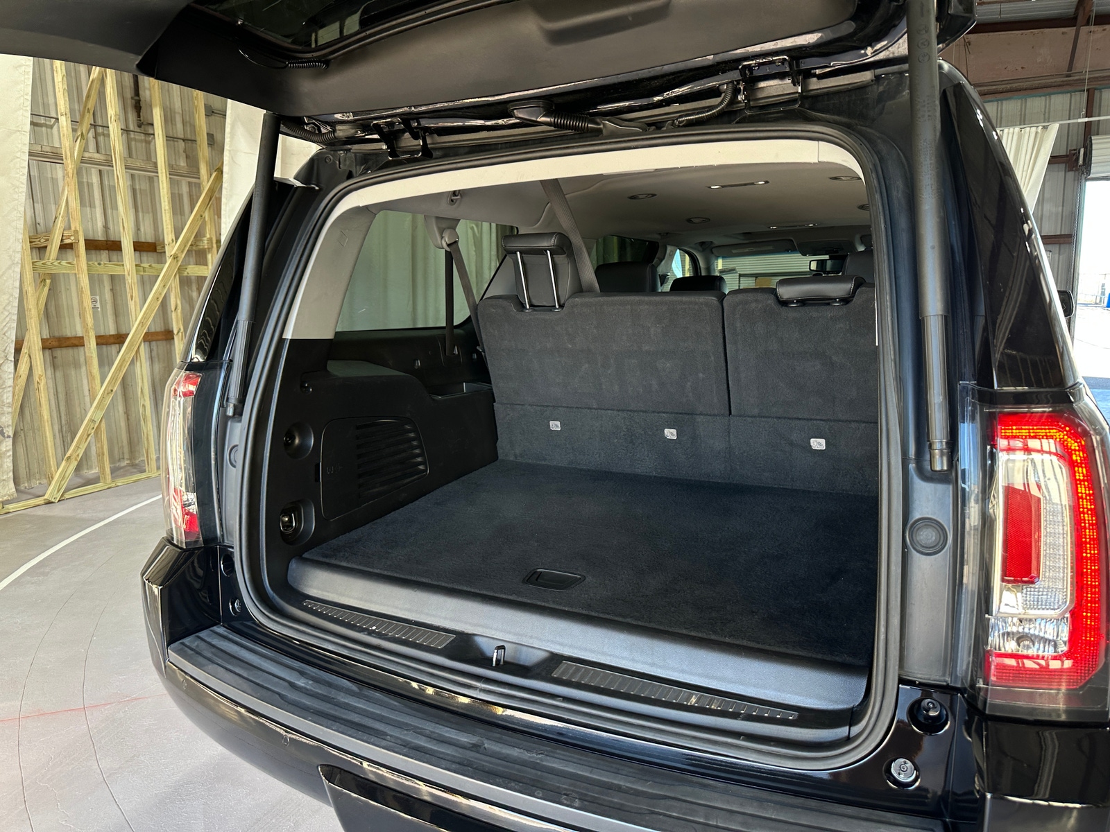 Thumbnail: 2020 GMC Yukon XL - 6