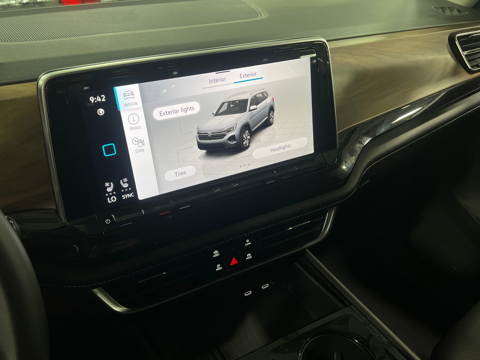 Thumbnail: 2025 Volkswagen Atlas - 3