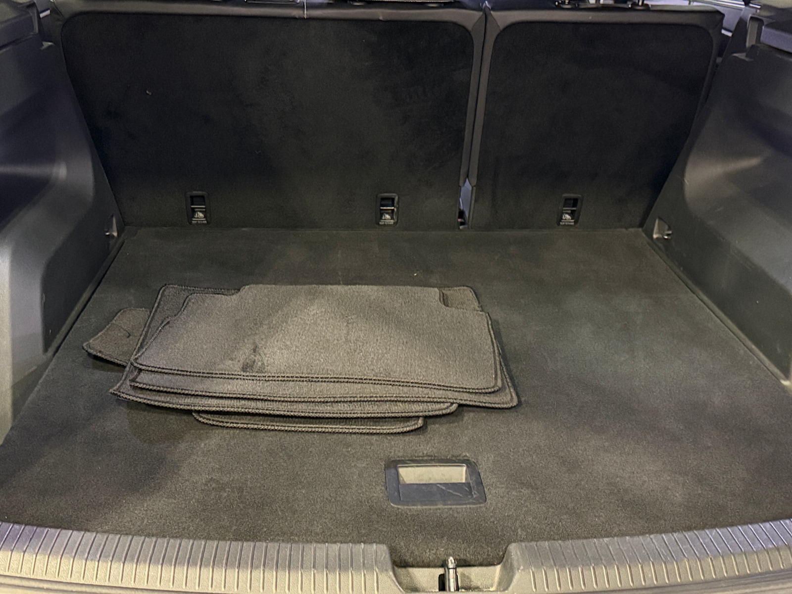 Thumbnail: 2025 Volkswagen Atlas - 6