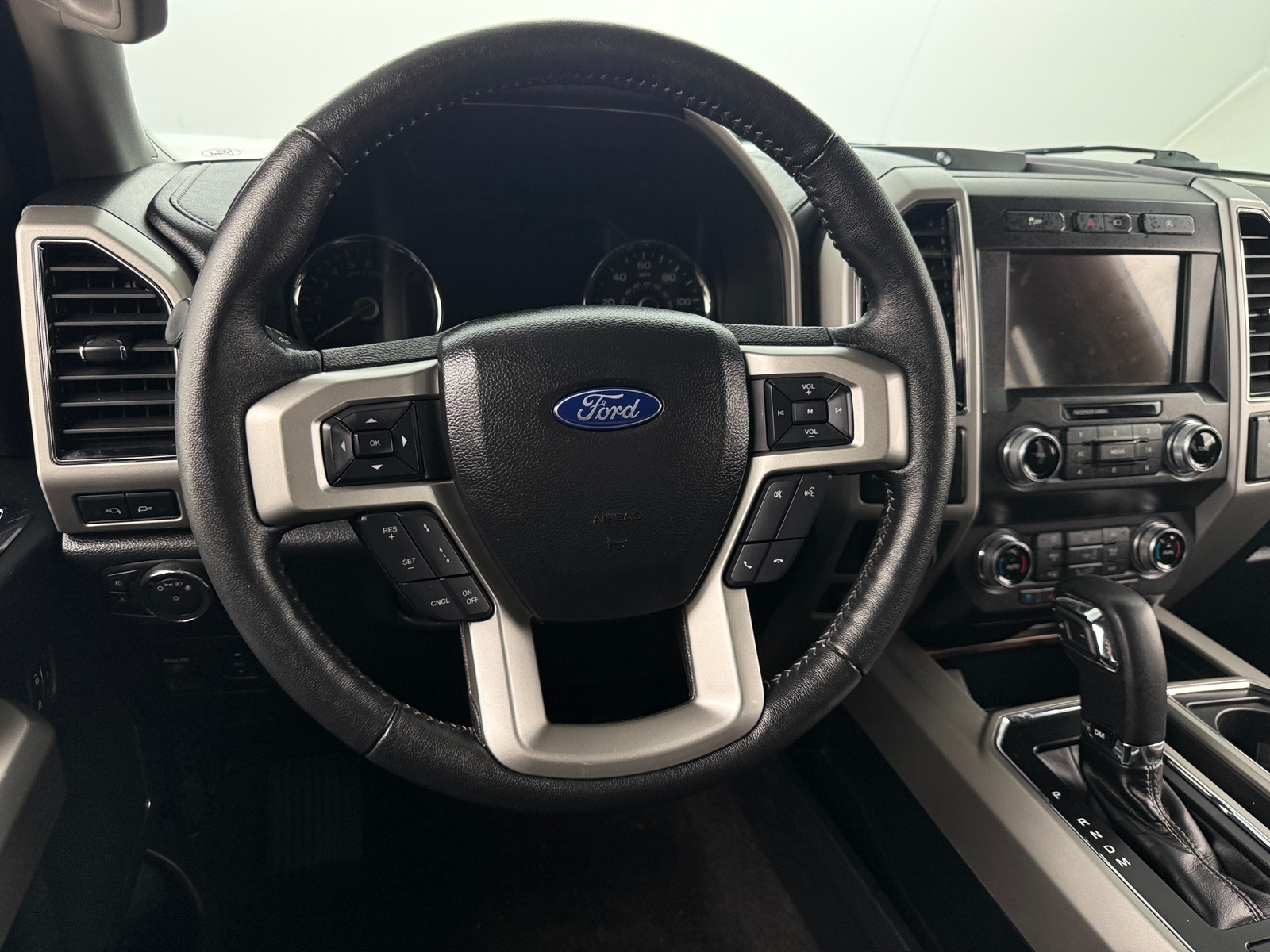 Thumbnail: 2020 Ford Econoline - 4