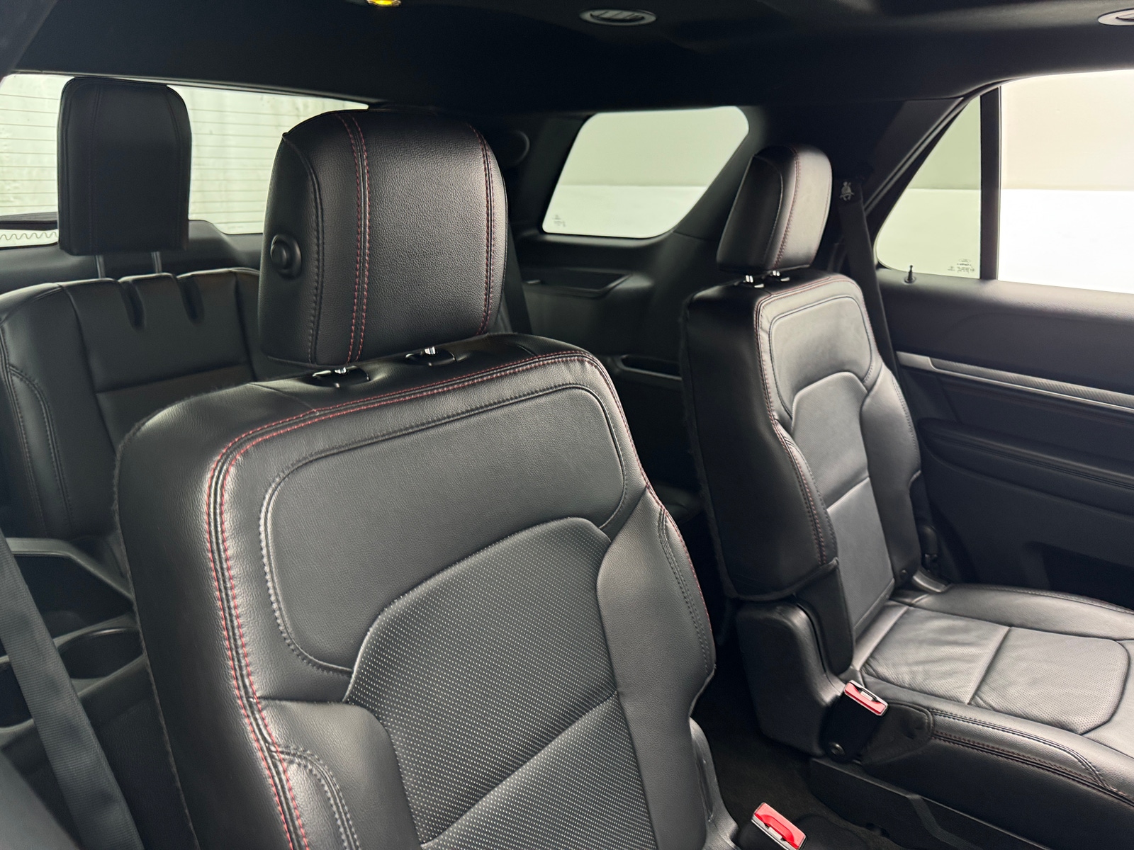 Thumbnail: 2017 Ford Explorer - 5