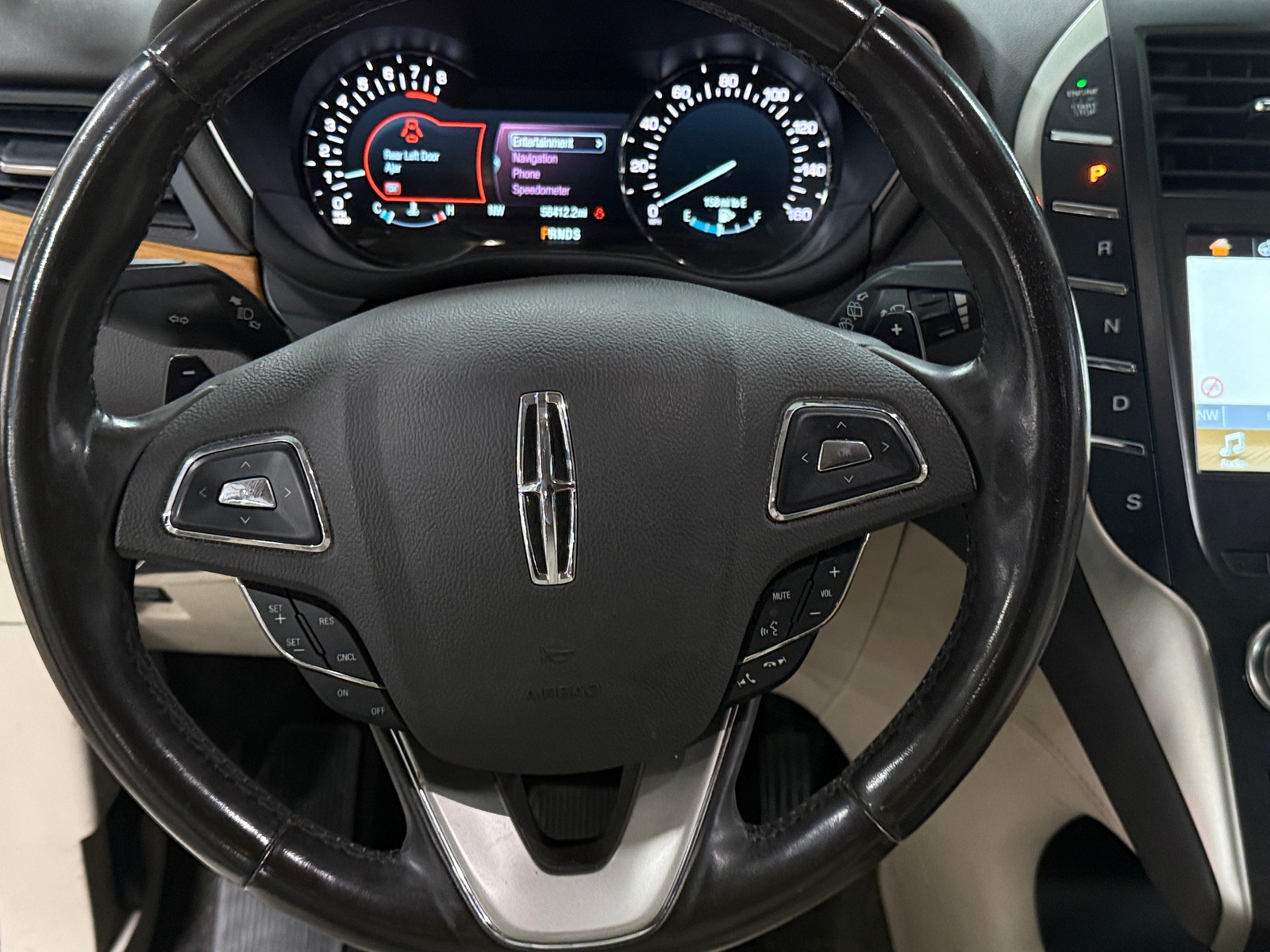 Thumbnail: 2018 Lincoln MKC - 4