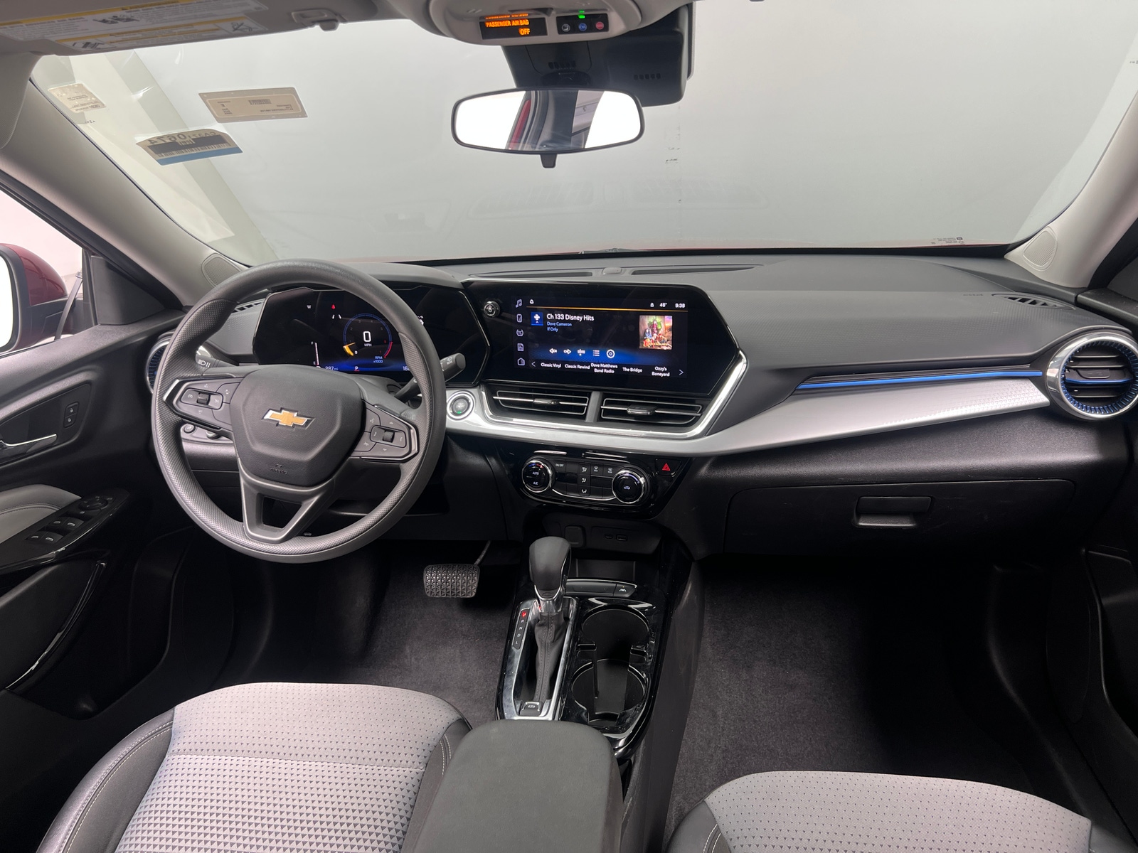 Thumbnail: 2025 Chevrolet Trax - 3