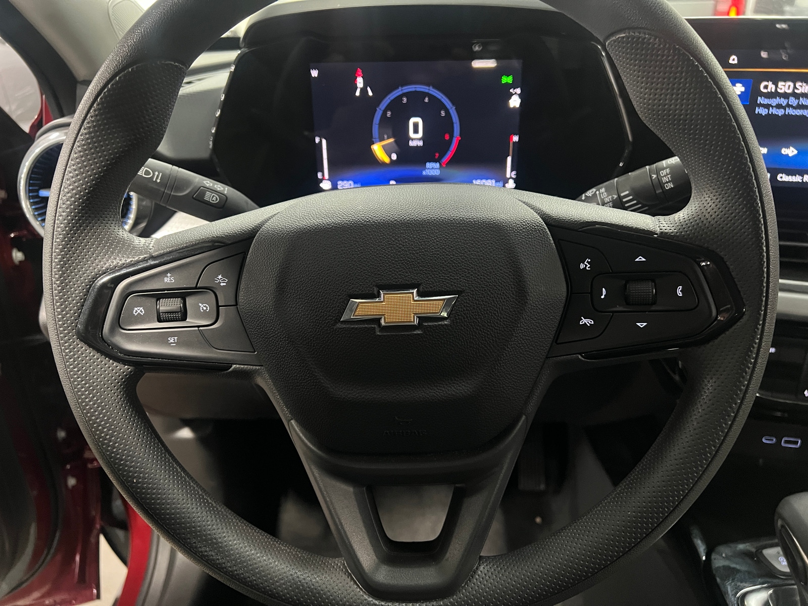 Thumbnail: 2025 Chevrolet Trax - 5