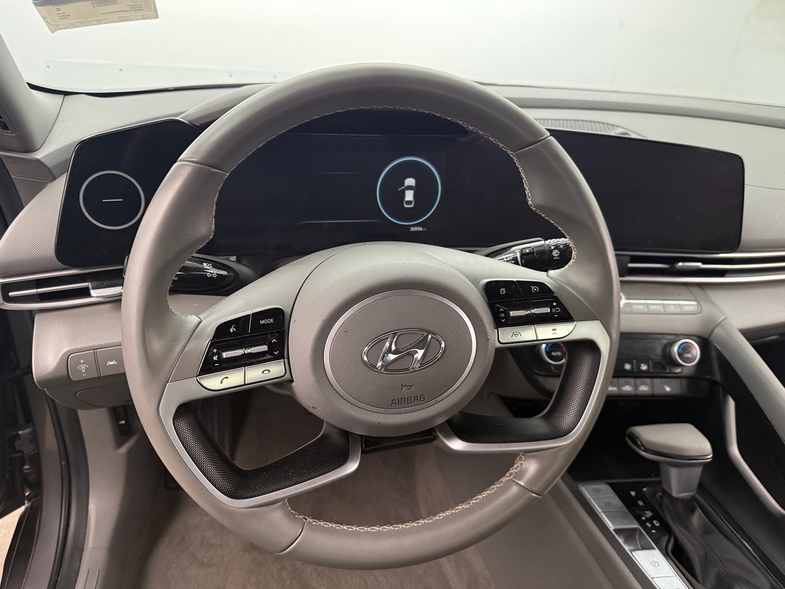 Thumbnail: 2023 Hyundai Elantra - 5