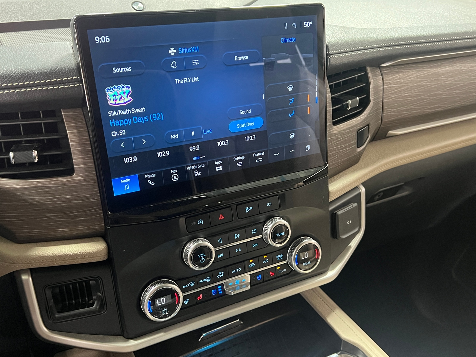 Thumbnail: 2024 Ford Expedition - 3