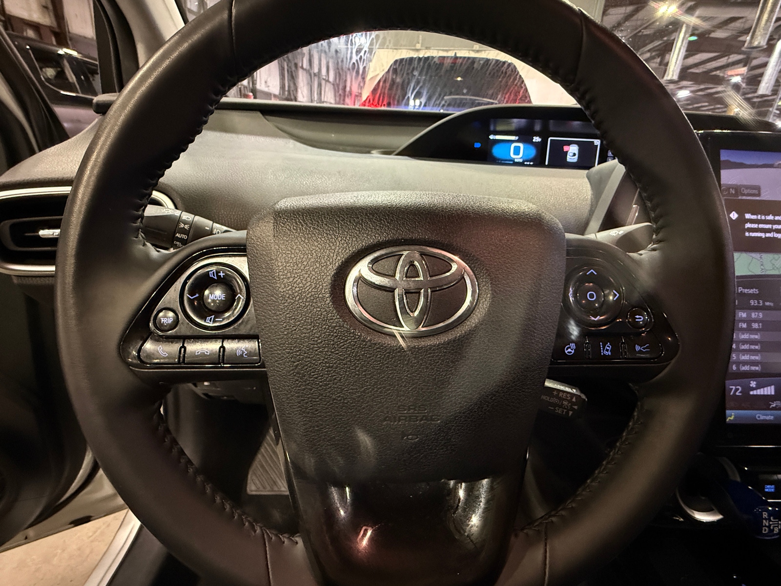 Thumbnail: 2022 Toyota Prius Prime - 4