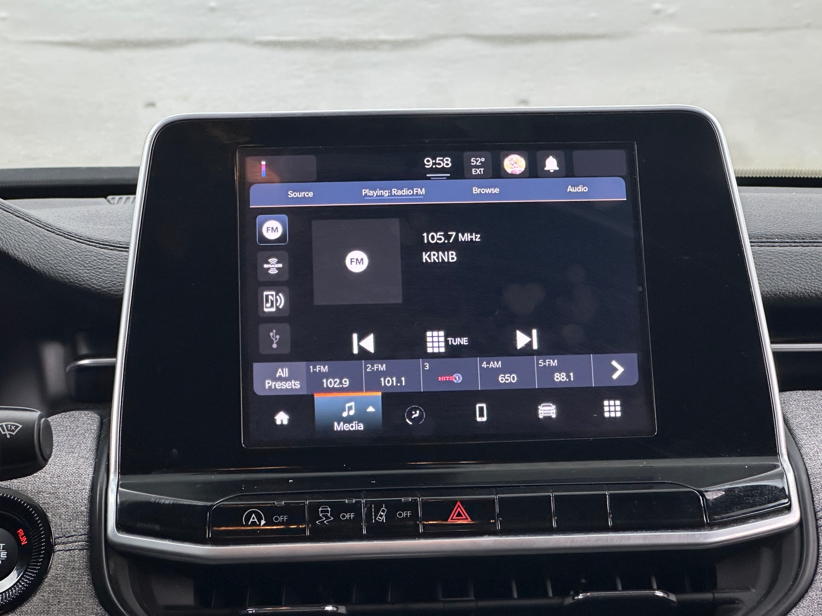 Thumbnail: 2022 Jeep Compass - 4