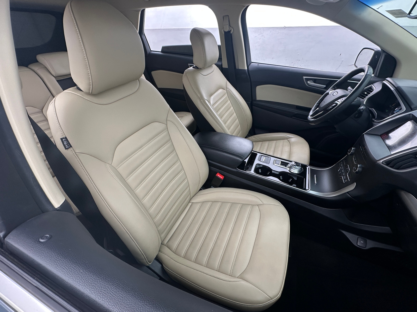 Thumbnail: 2019 Ford Edge - 2