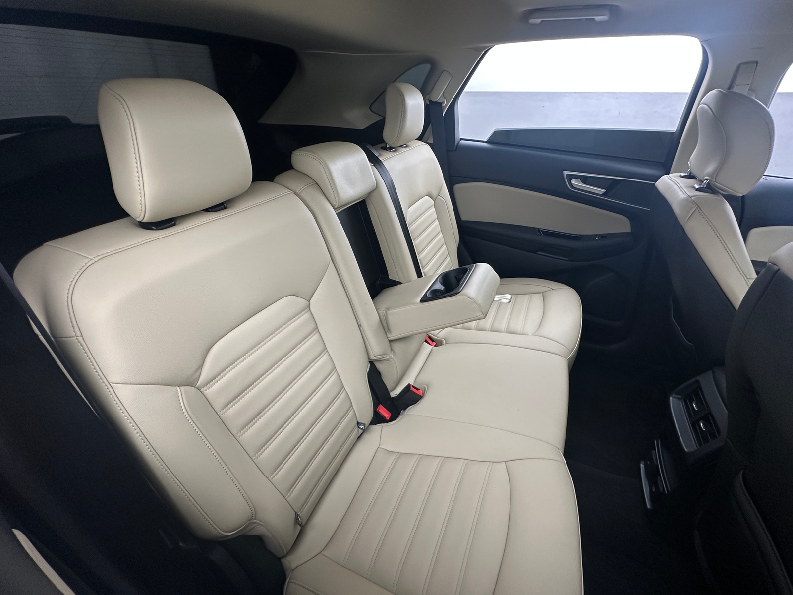 Thumbnail: 2019 Ford Edge - 6