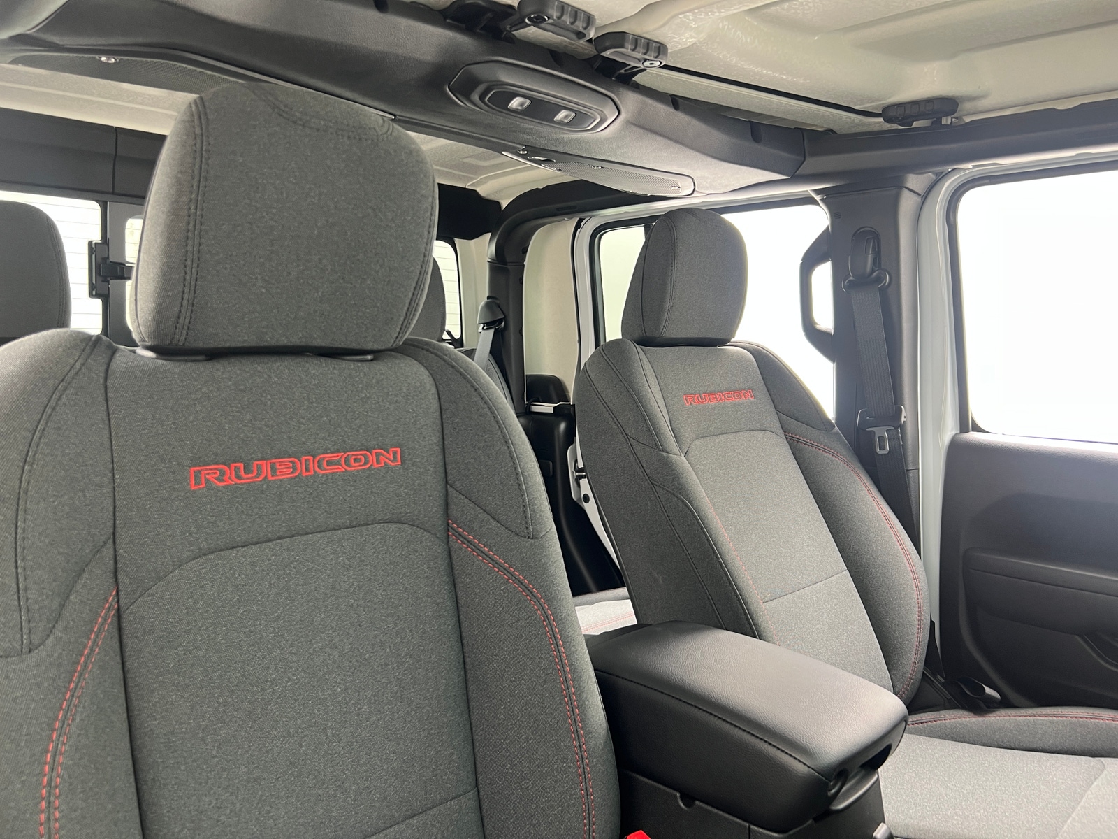 Thumbnail: 2025 Jeep Gladiator - 2