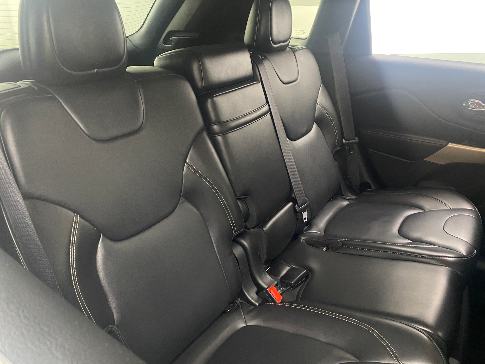 Thumbnail: 2018 Jeep Cherokee - 5