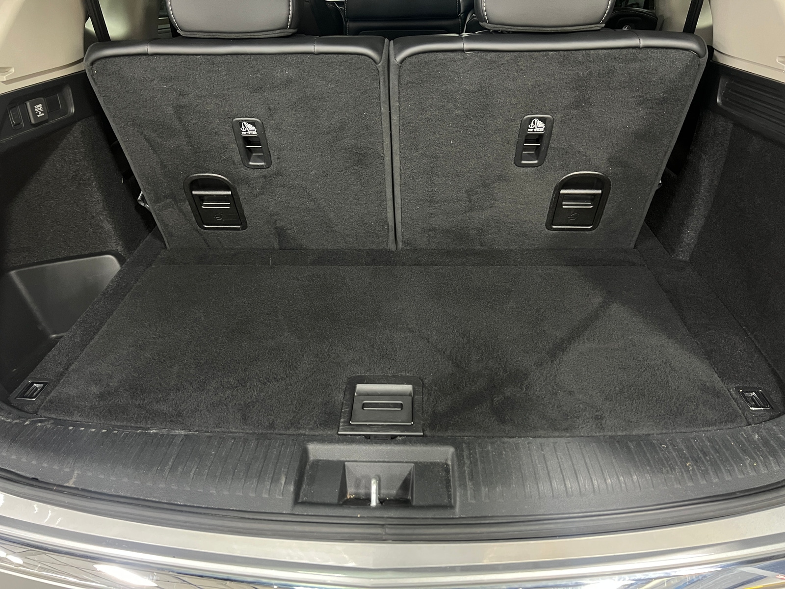 Thumbnail: 2022 Acura MDX - 6