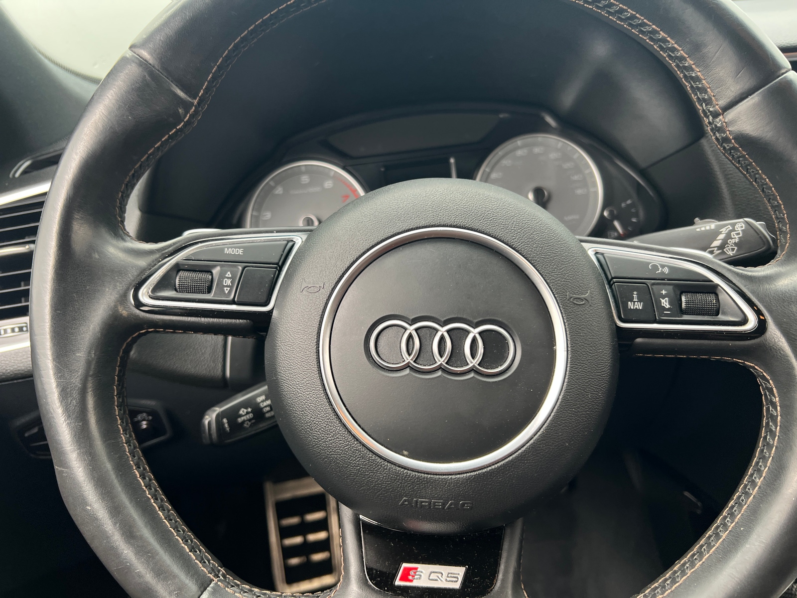 Thumbnail: 2016 Audi SQ5 - 4