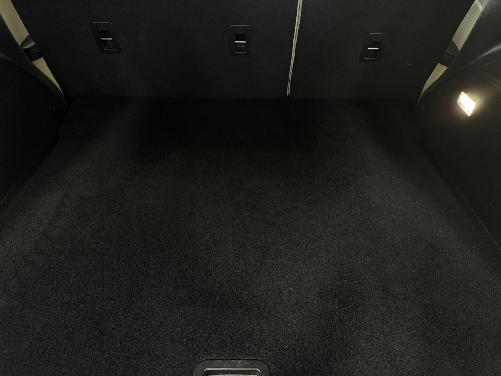 Thumbnail: 2018 Ford Edge - 6