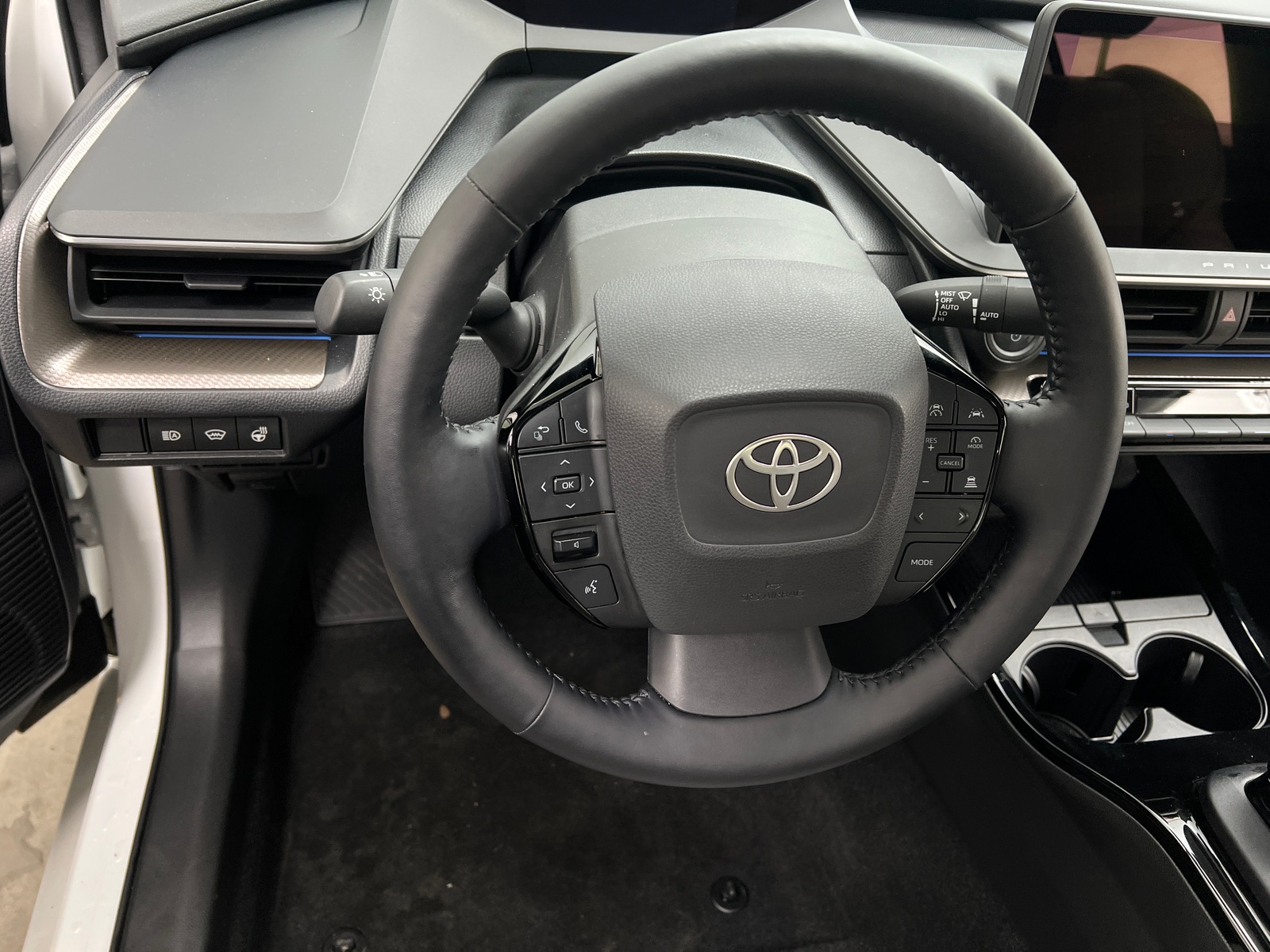 Thumbnail: 2024 Toyota Prius - 4