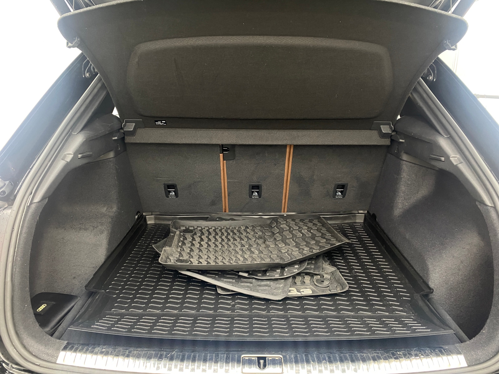 Thumbnail: 2022 Audi Q3 - 6