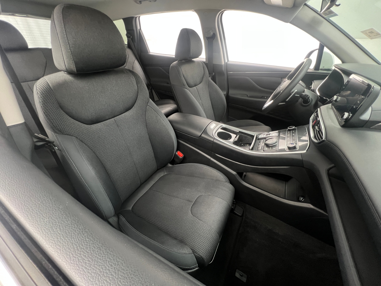 Thumbnail: 2022 Hyundai Santa Fe - 2