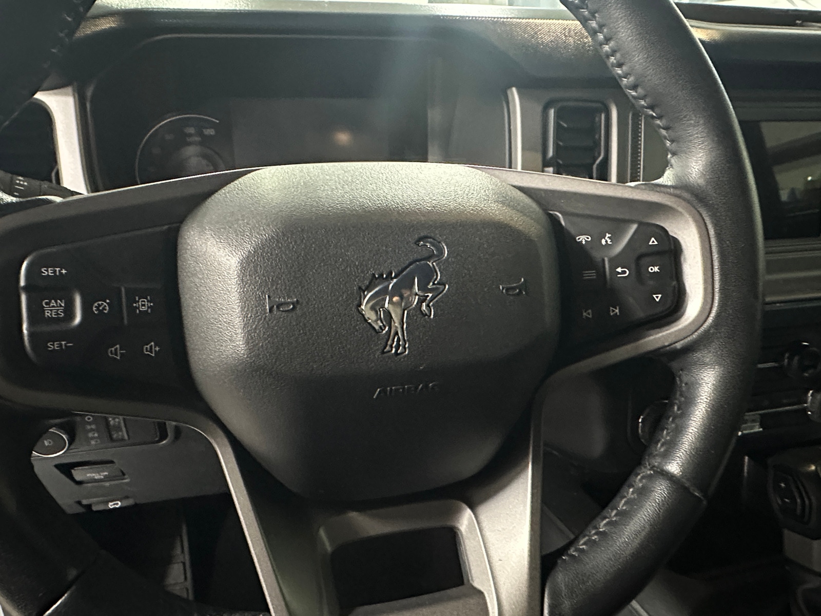 Thumbnail: 2023 Ford Bronco - 5