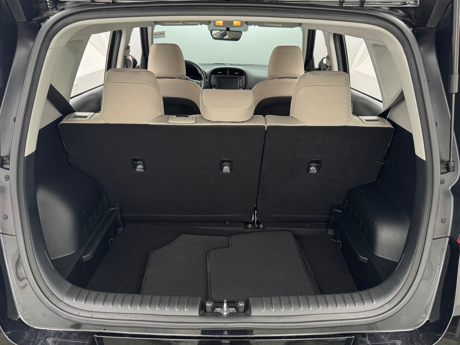 Thumbnail: 2022 Kia Soul - 7