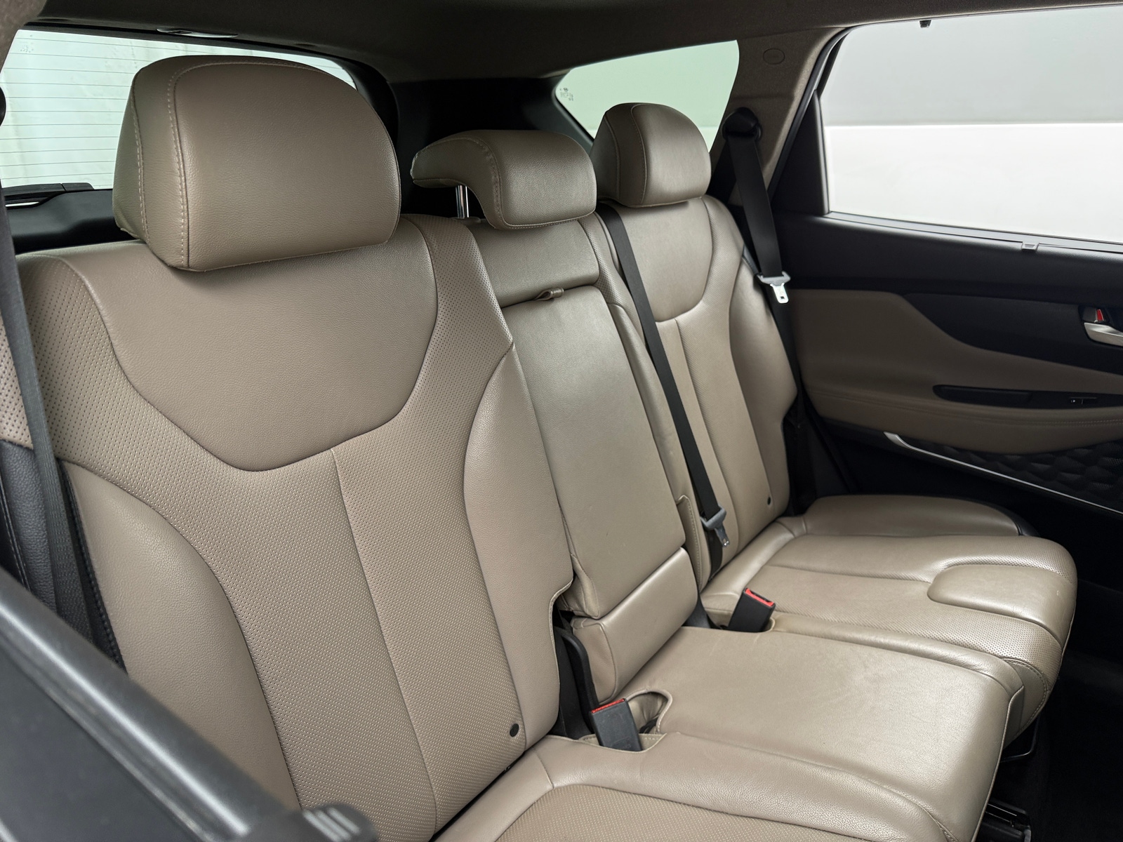 Thumbnail: 2019 Hyundai Santa Fe - 5