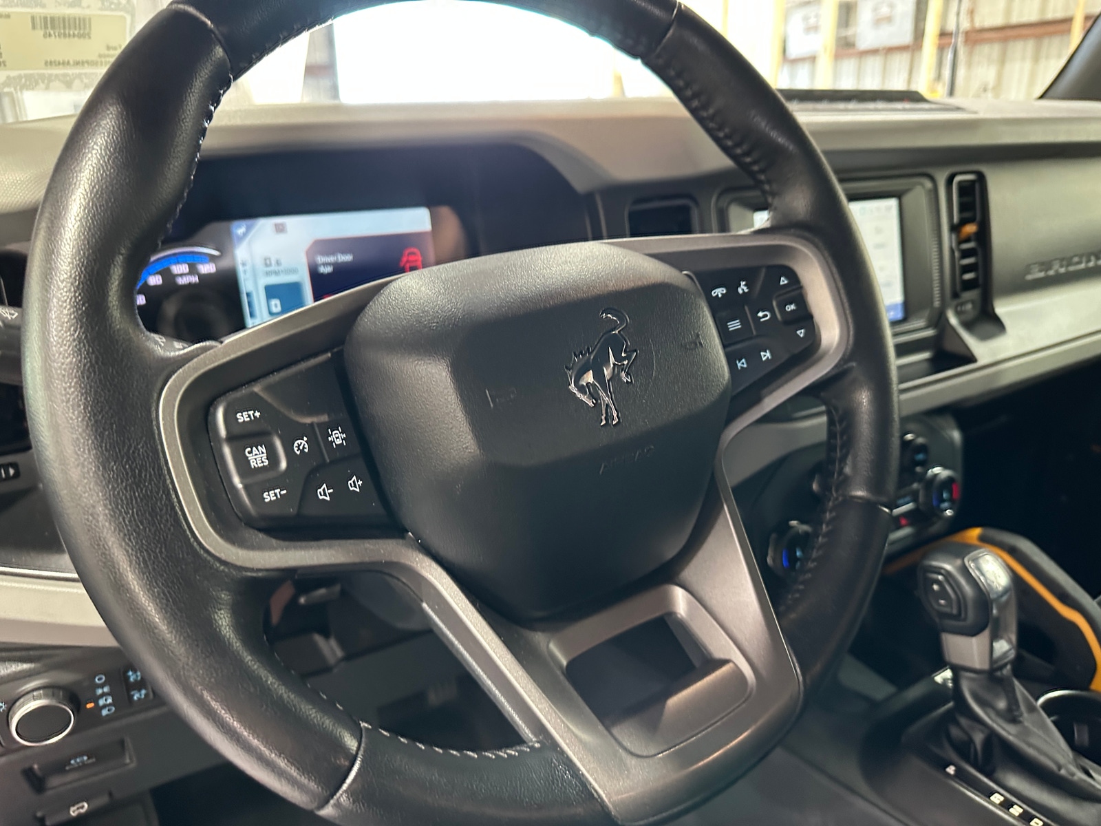 Thumbnail: 2022 Ford Bronco - 4