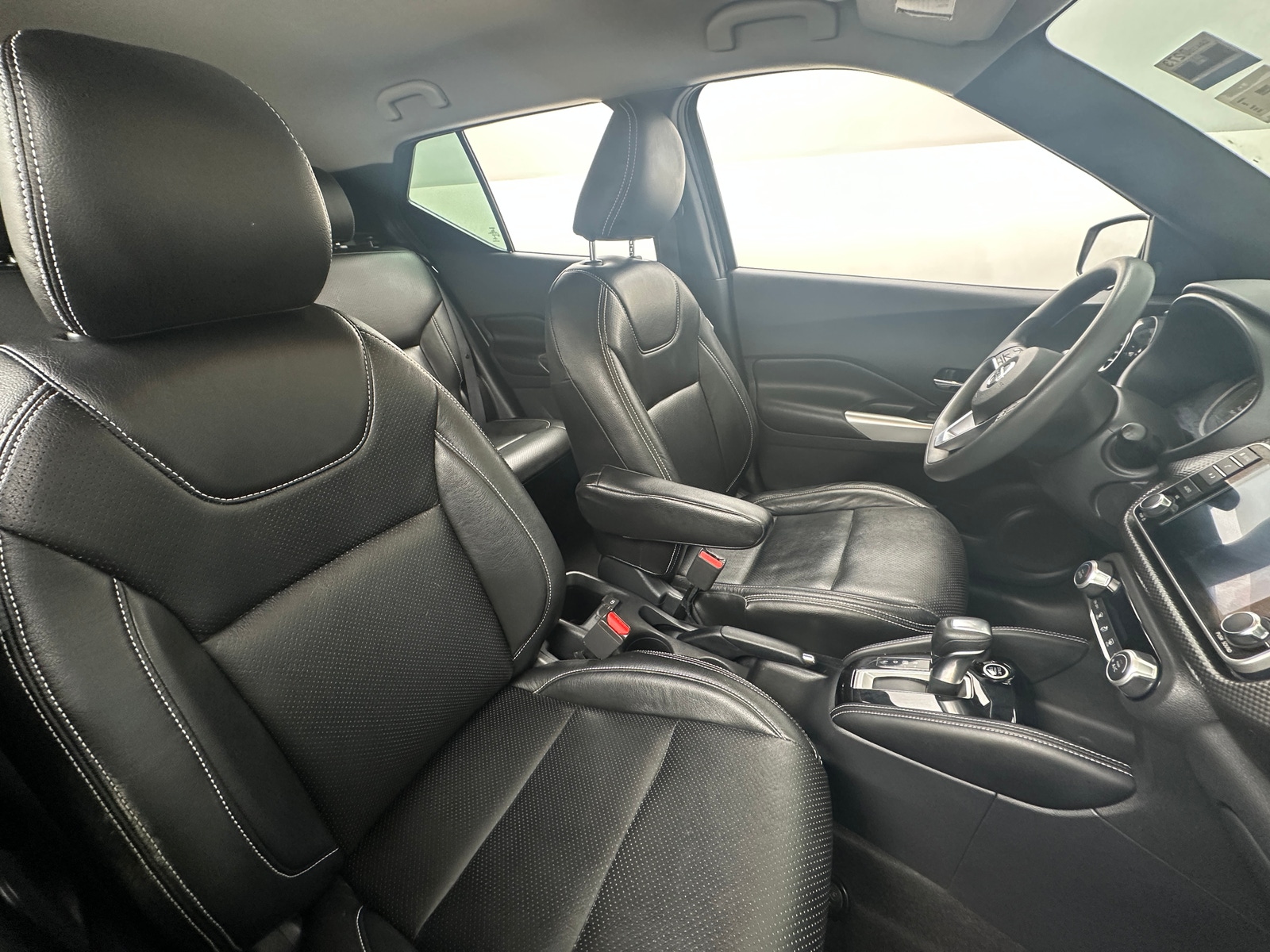 Thumbnail: 2018 Nissan Kicks - 2