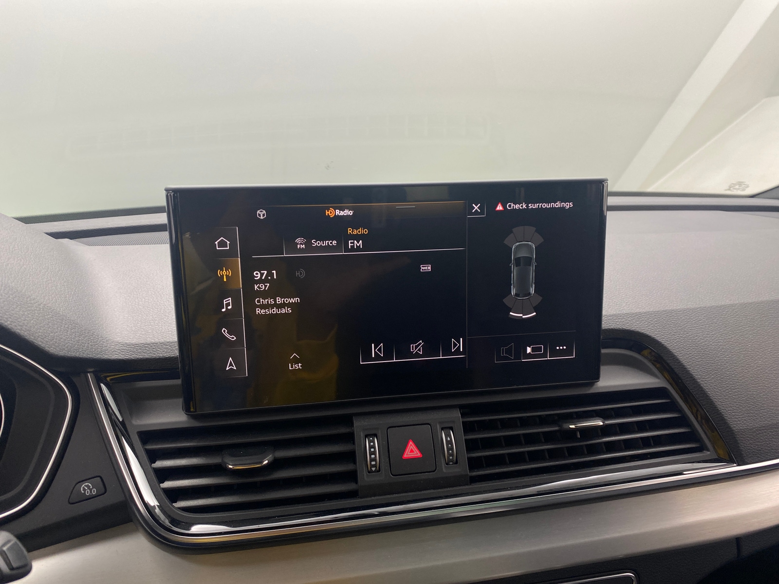 Thumbnail: 2022 Audi Q5 - 3