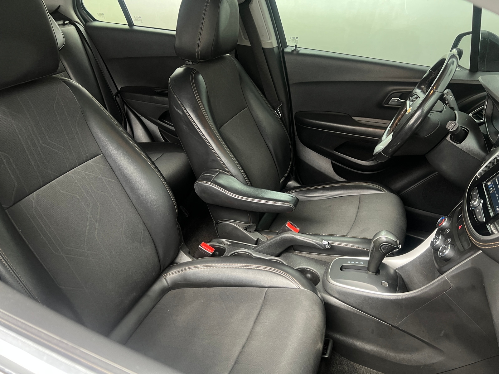 Thumbnail: 2019 Chevrolet Trax - 2