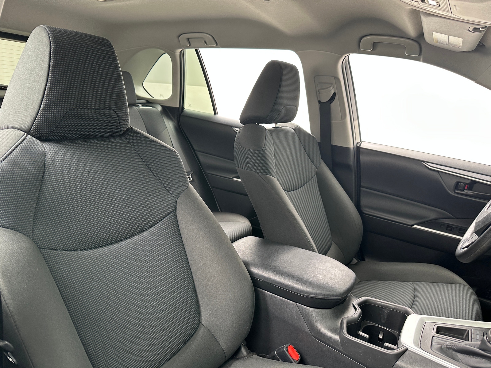 Thumbnail: 2022 Toyota RAV4 - 2