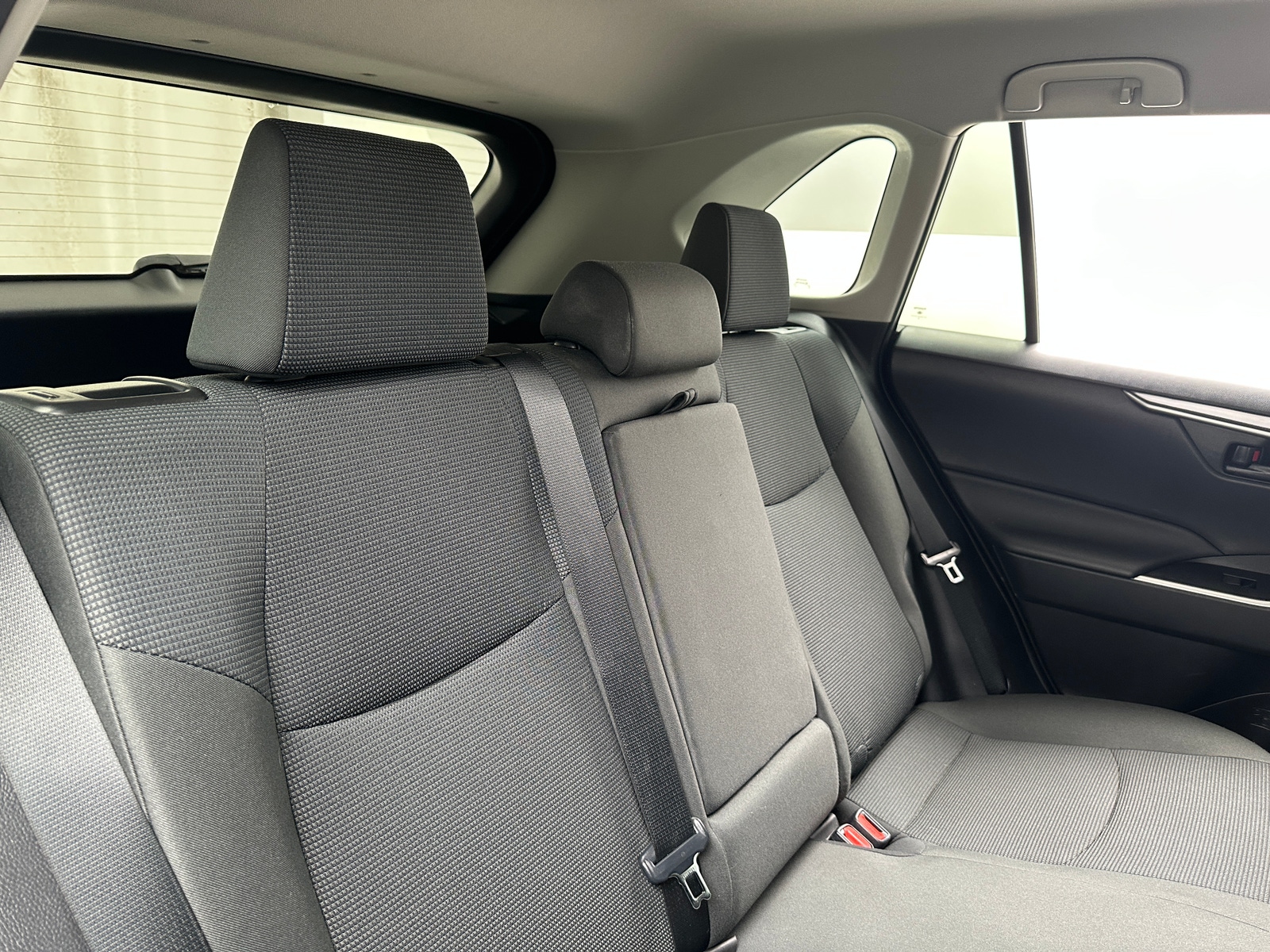 Thumbnail: 2022 Toyota RAV4 - 6