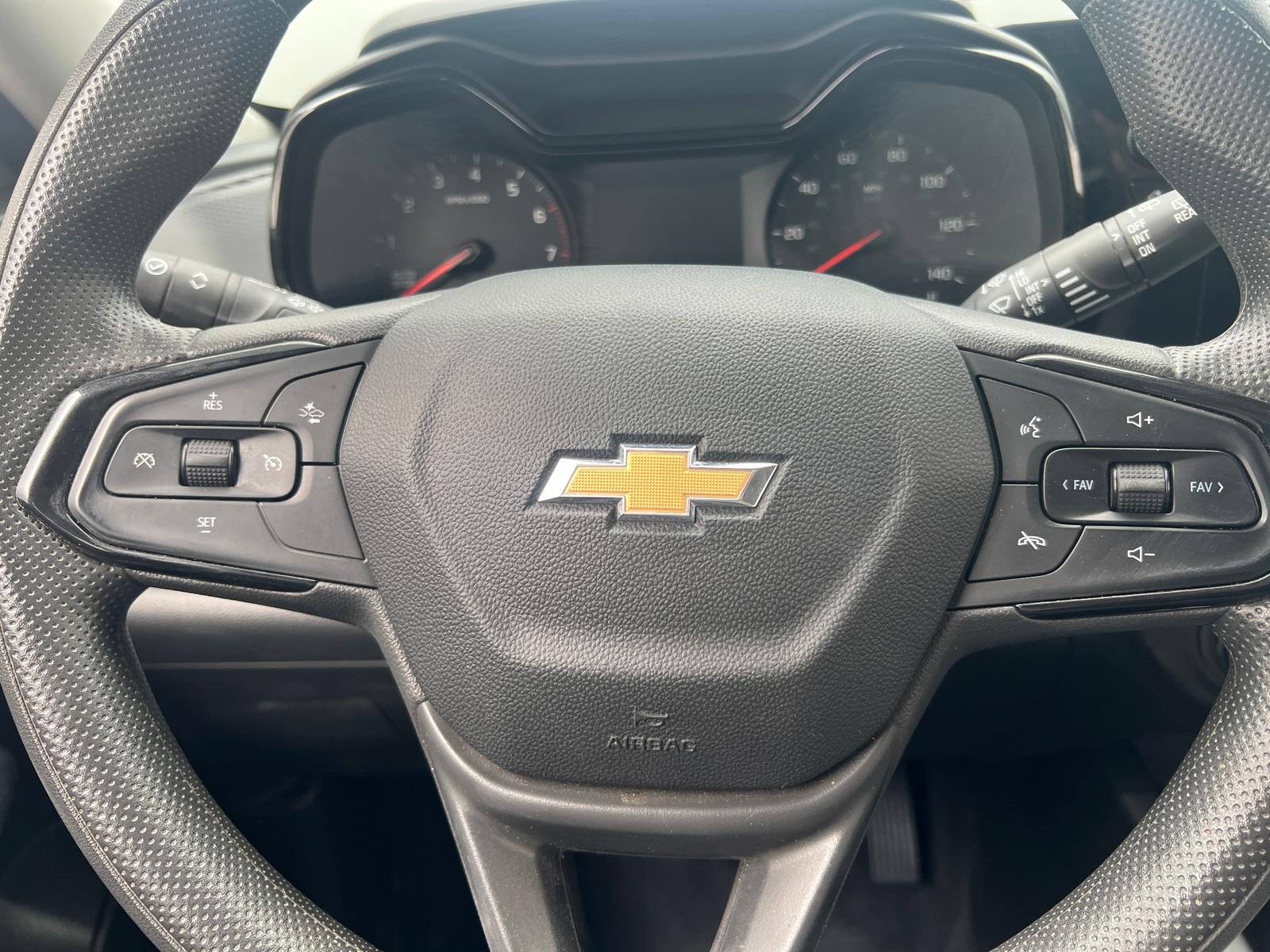 Thumbnail: 2024 Chevrolet Trax - 5