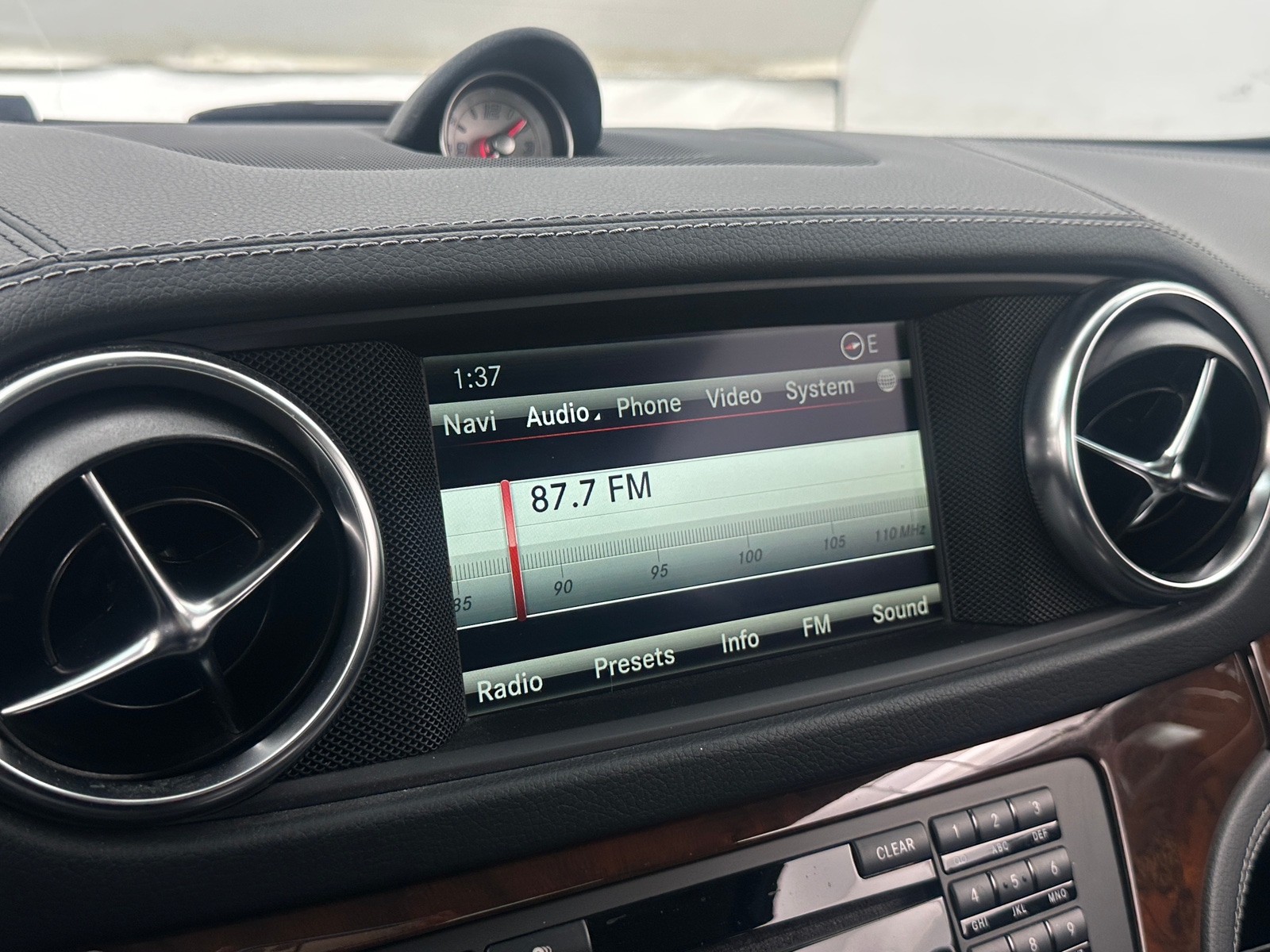 Thumbnail: 2014 Mercedes-Benz SL-Class - 3