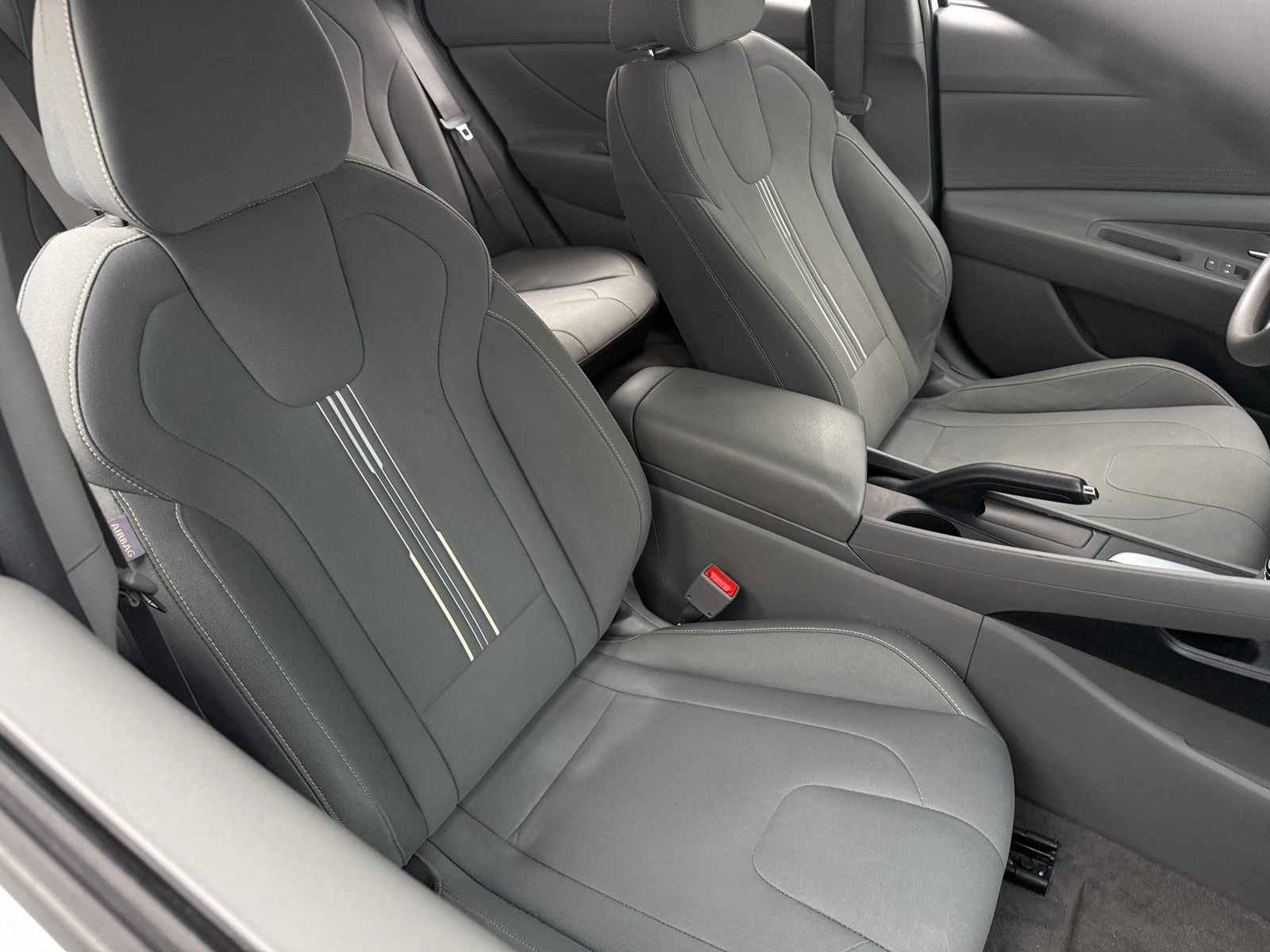 Thumbnail: 2021 Hyundai Elantra - 2