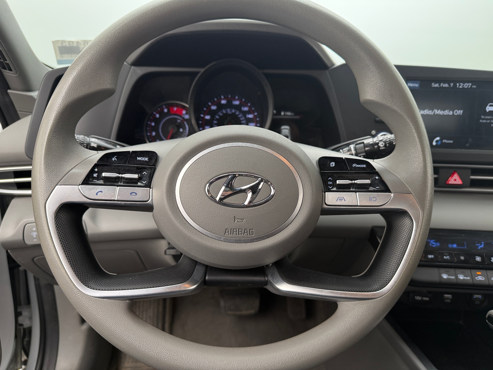 Thumbnail: 2021 Hyundai Elantra - 5