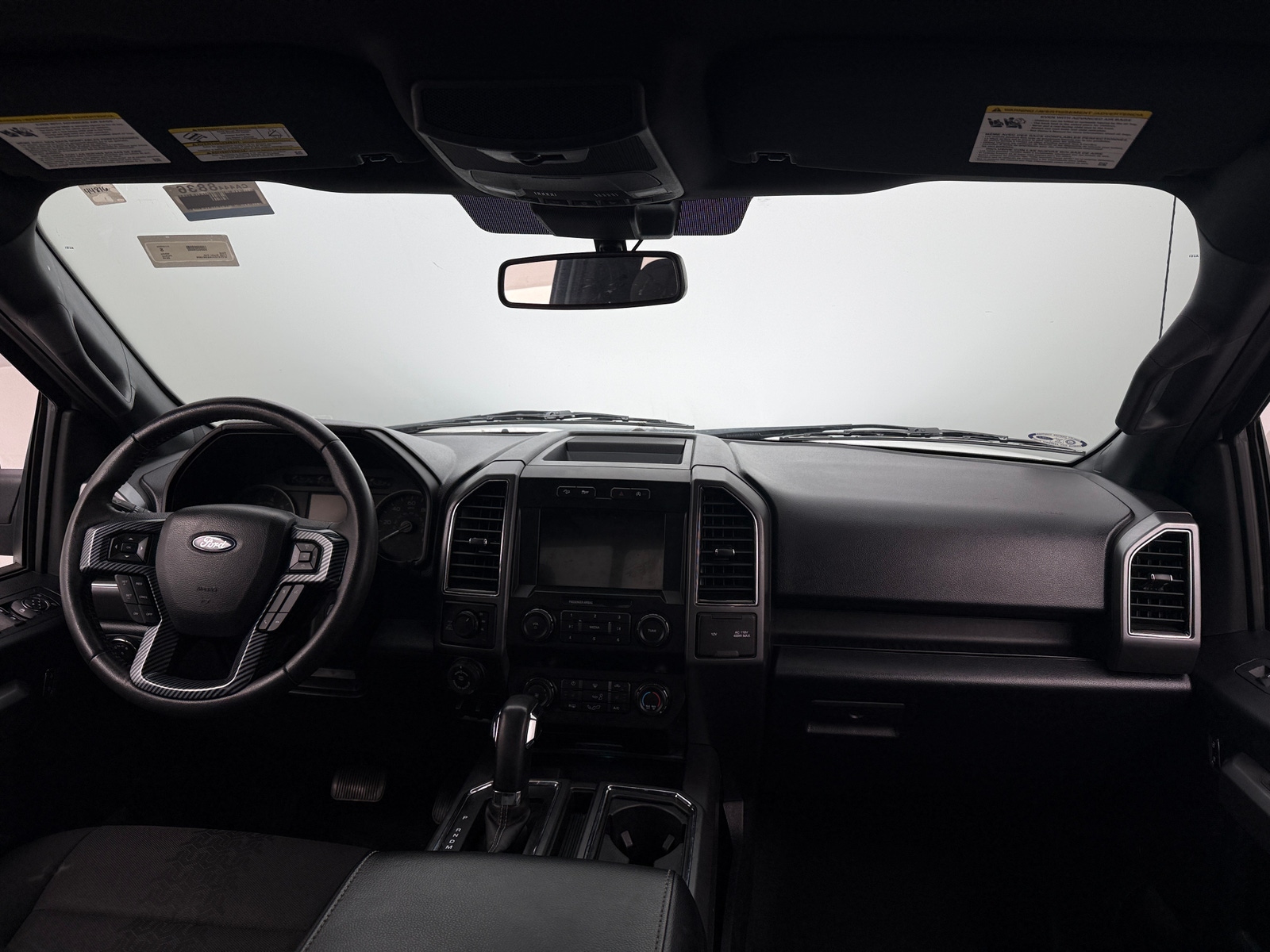 Thumbnail: 2019 Ford Econoline - 3