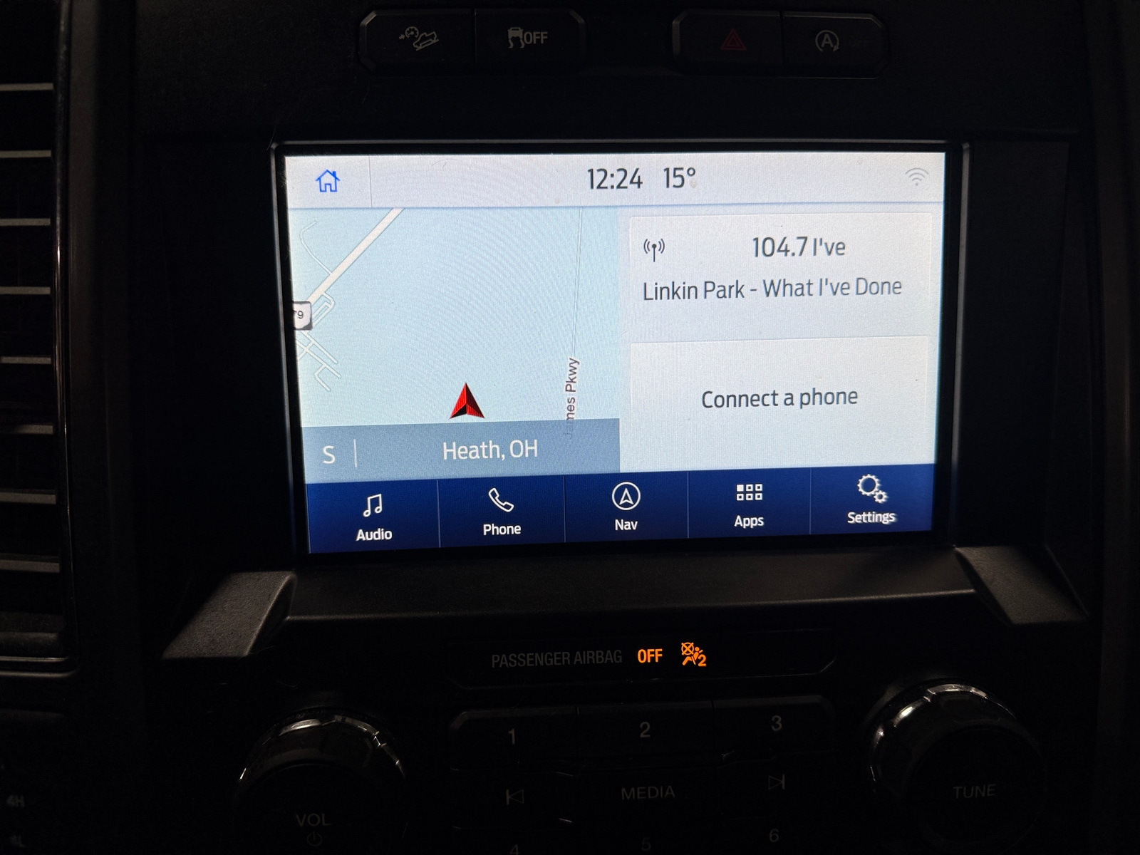 Thumbnail: 2019 Ford Econoline - 4